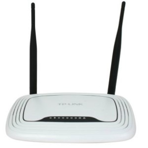 TP-LINK TL-WR841N – Routeur Sans fil N300 802.11 b/g/n Jusqu’a 300 Mbit/s WIFI 2x Ant. 5-dbi